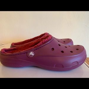 NWOT Crocs Plush Lined Freesail Clogs